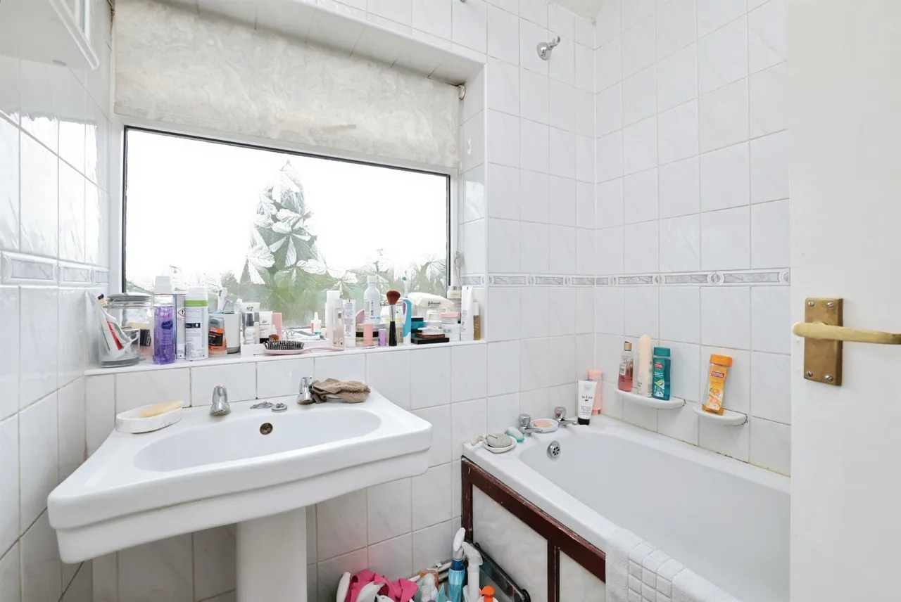 Newmer Road, High Wycombe, HP12, photo 5