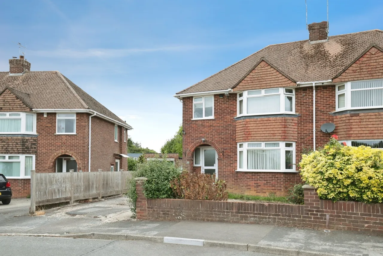Newmer Road, High Wycombe, HP12, photo 8
