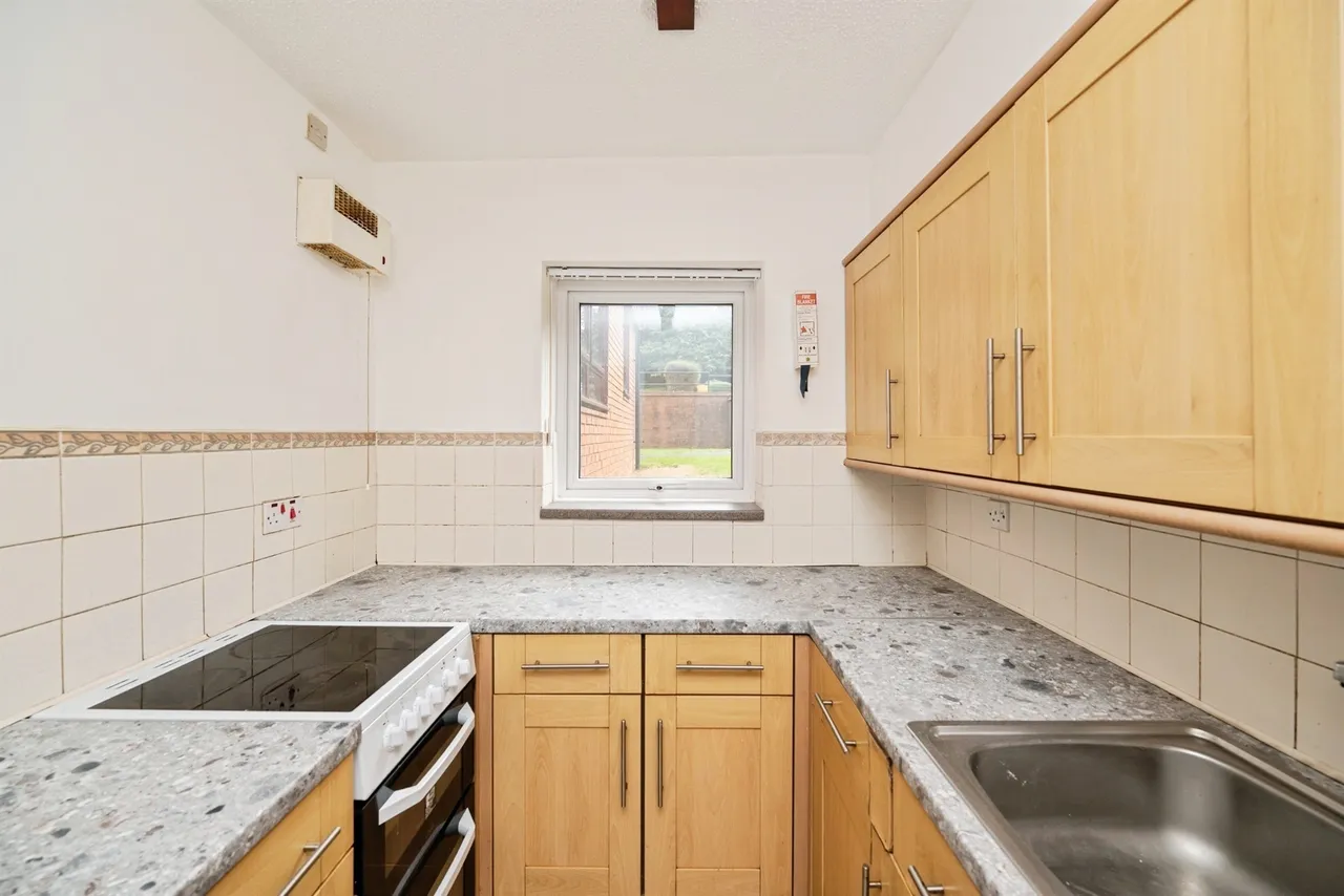 Moncrieffe Close, Dudley, DY2, photo 4