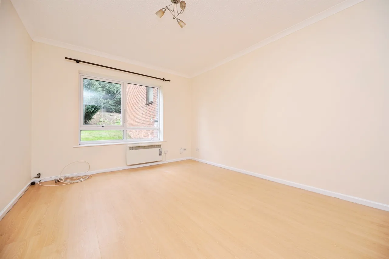 Moncrieffe Close, Dudley, DY2, photo 2