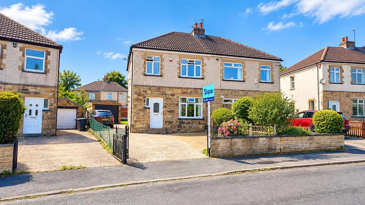 Leafield Crescent, Bradford, BD2, photo 17