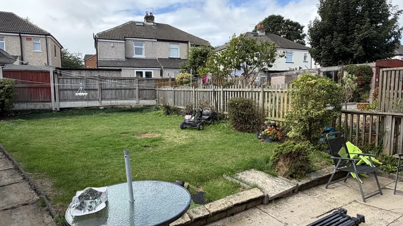 Leafield Crescent, Bradford, BD2, photo 15
