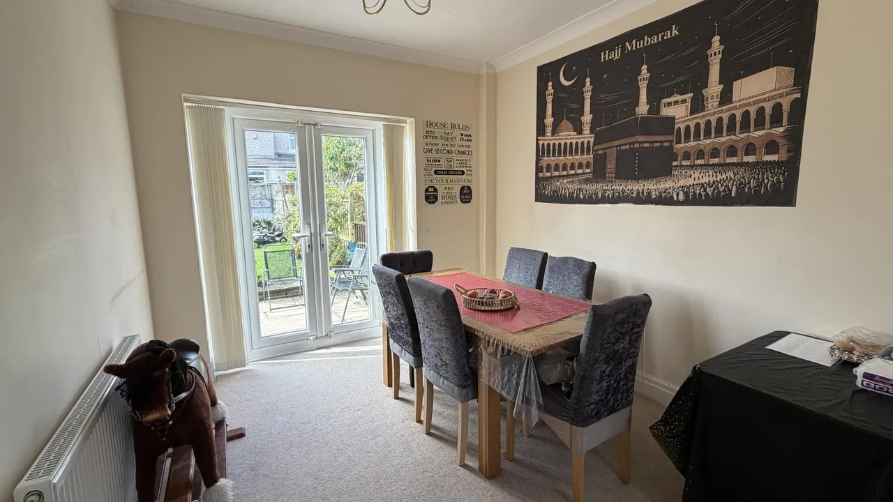 Leafield Crescent, Bradford, BD2, photo 5