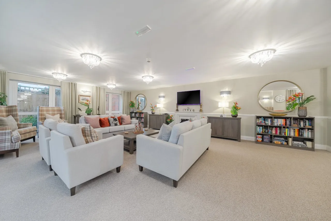 Birchwood Park Avenue, Kent, BR8, photo 11