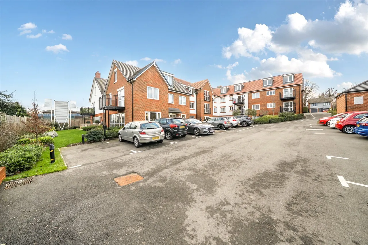 Birchwood Park Avenue, Kent, BR8, photo 12