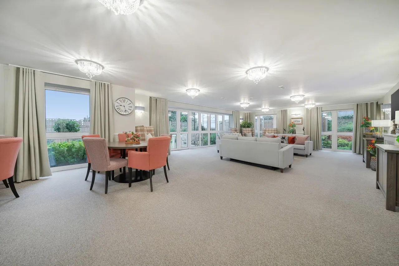 Birchwood Park Avenue, Kent, BR8, photo 13