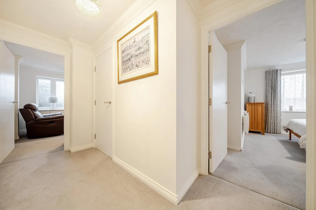 Birchwood Park Avenue, Kent, BR8, photo 21
