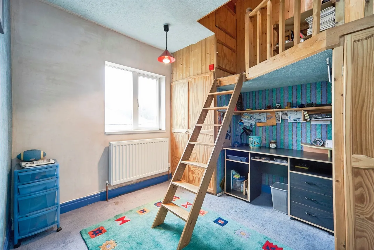 Sunnybank Crescent, Yeadon, Leeds, photo 10