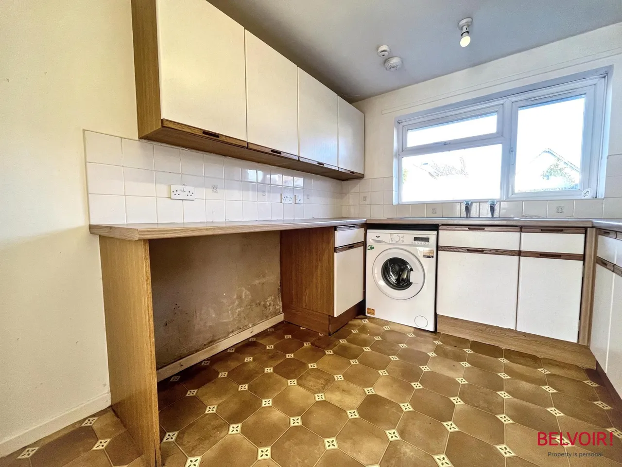 Selkirk Gardens, Cheltenham, GL52, photo 6
