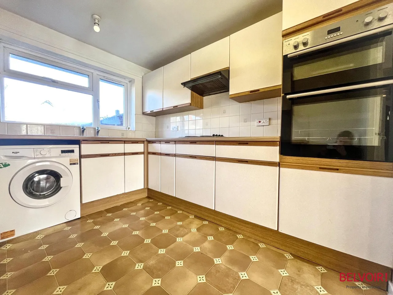 Selkirk Gardens, Cheltenham, GL52, photo 5