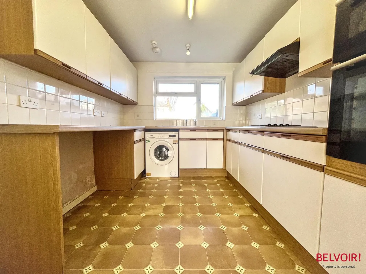 Selkirk Gardens, Cheltenham, GL52, photo 4
