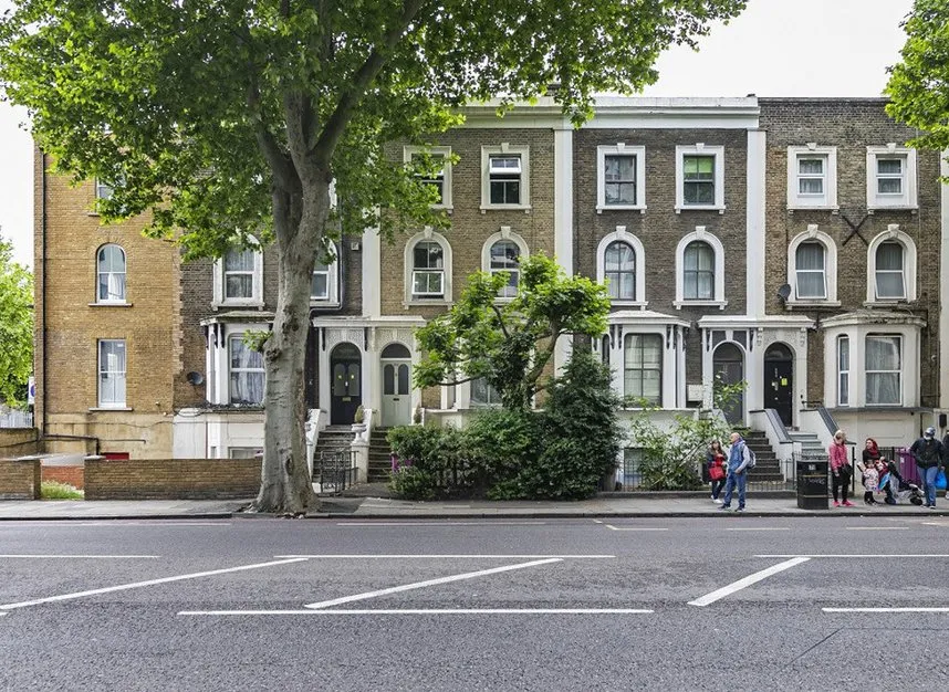 3 bed flat to rent, Burdett Road, Limehouse, E14
