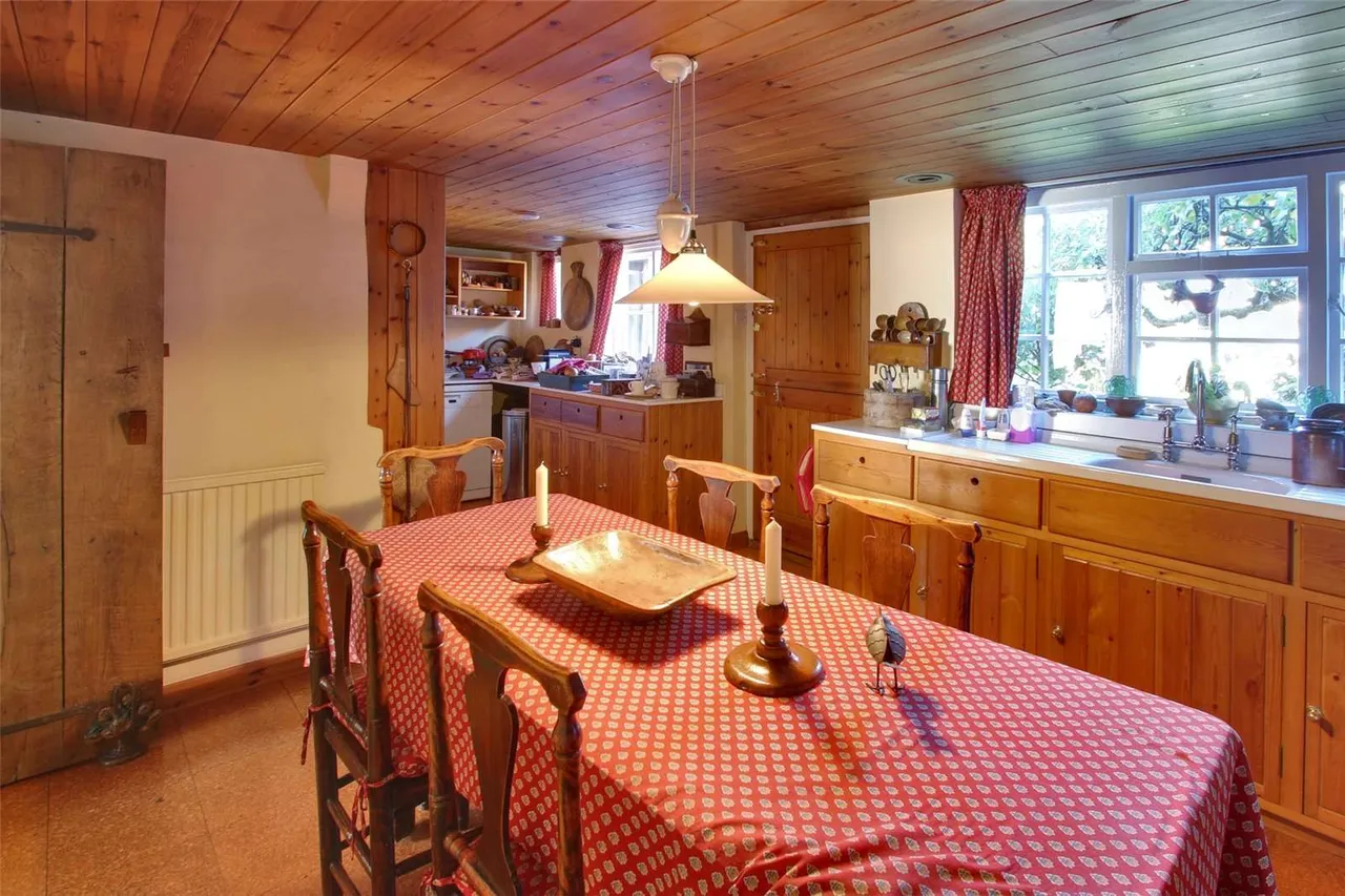 The Hill, Cranbrook, Kent, TN17 3AJ, photo 4