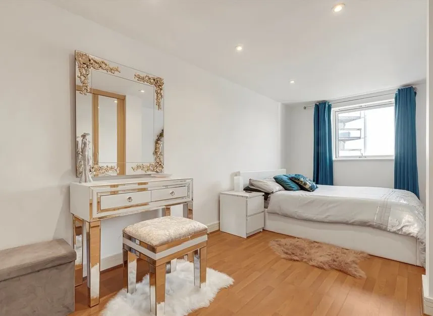 Newton Place, Canary Wharf, E14, photo 4