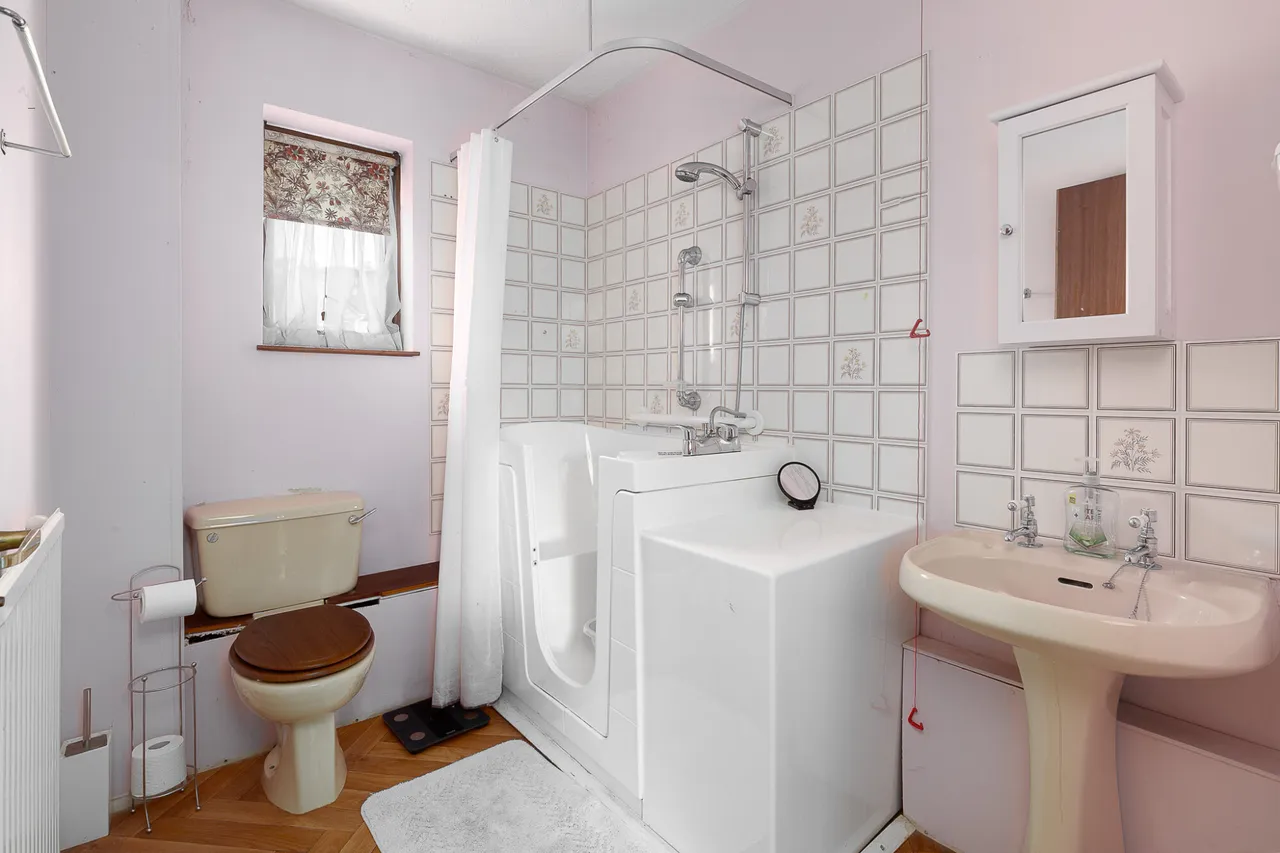 Culverden Park Road, Tunbridge Wells, Kent, TN4 9QX, photo 9