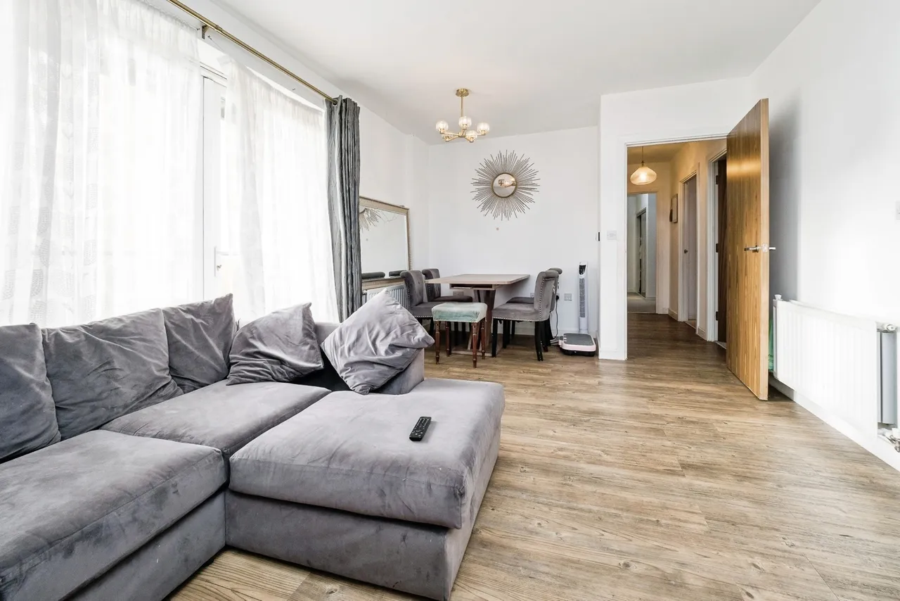 Sackett Road, Barking, IG11, photo 4