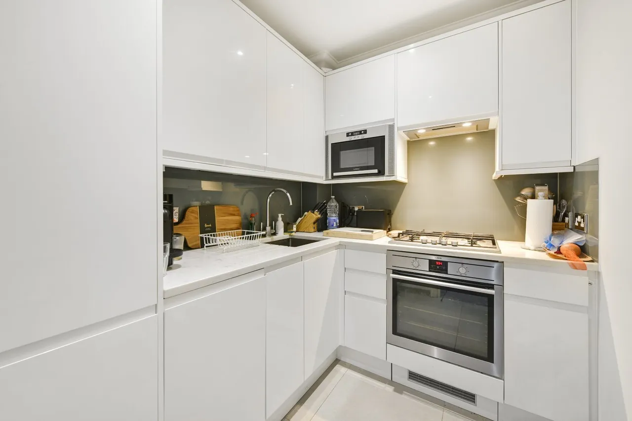 St Georges Square, Pimlico, SW1V, photo 4