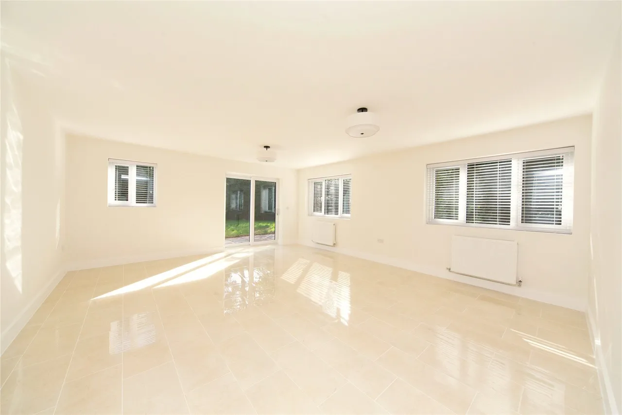 Upton Road, Prenton, CH43, photo 8