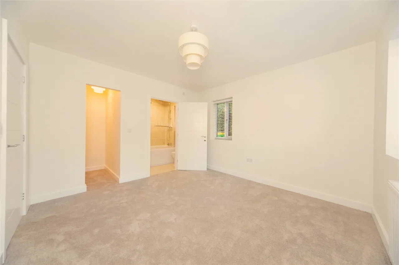Upton Road, Prenton, CH43, photo 27