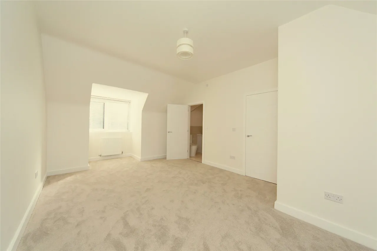 Upton Road, Prenton, CH43, photo 17