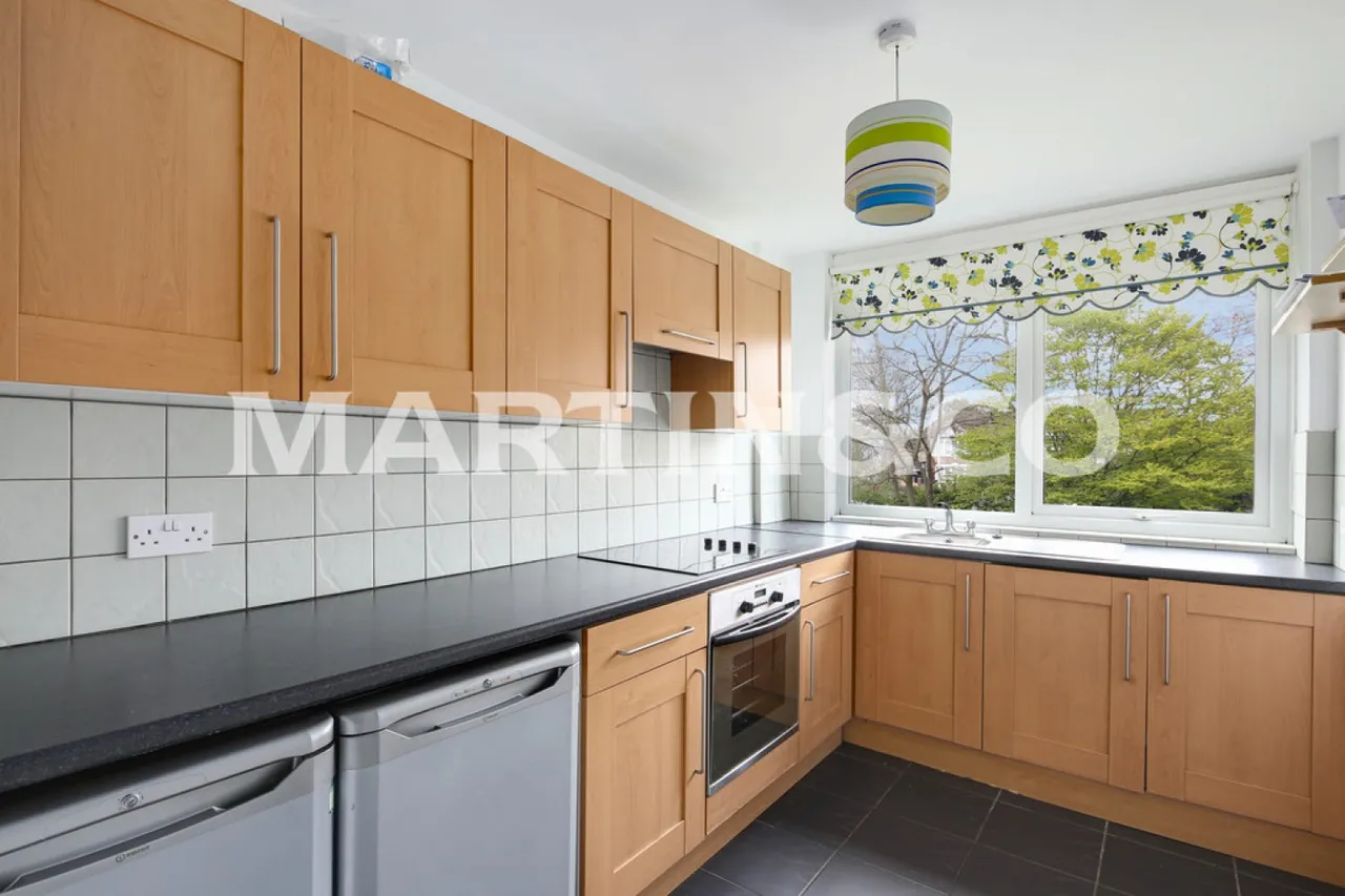 Queenswood Gardens, Wanstead, photo 4