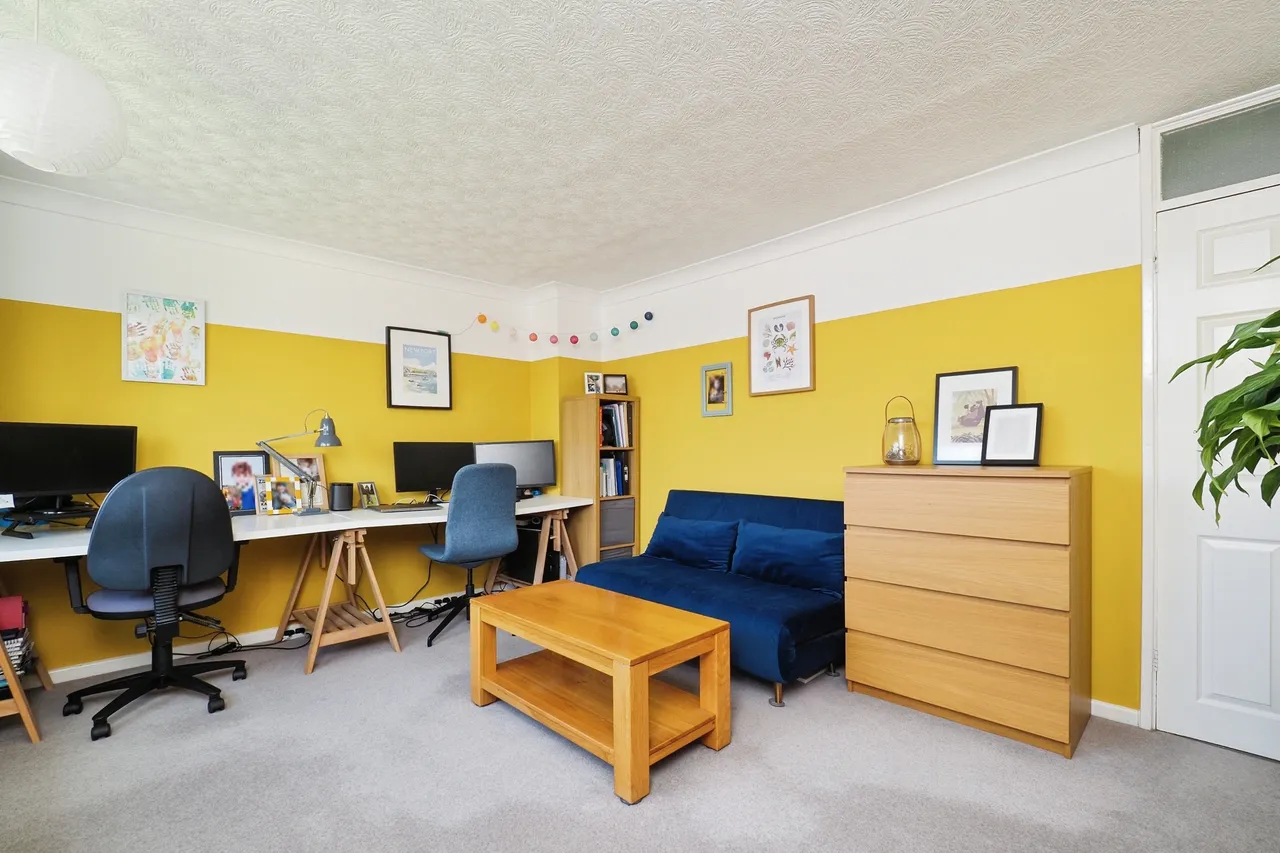 Clumber Drive, Nottingham, NG12, photo 13