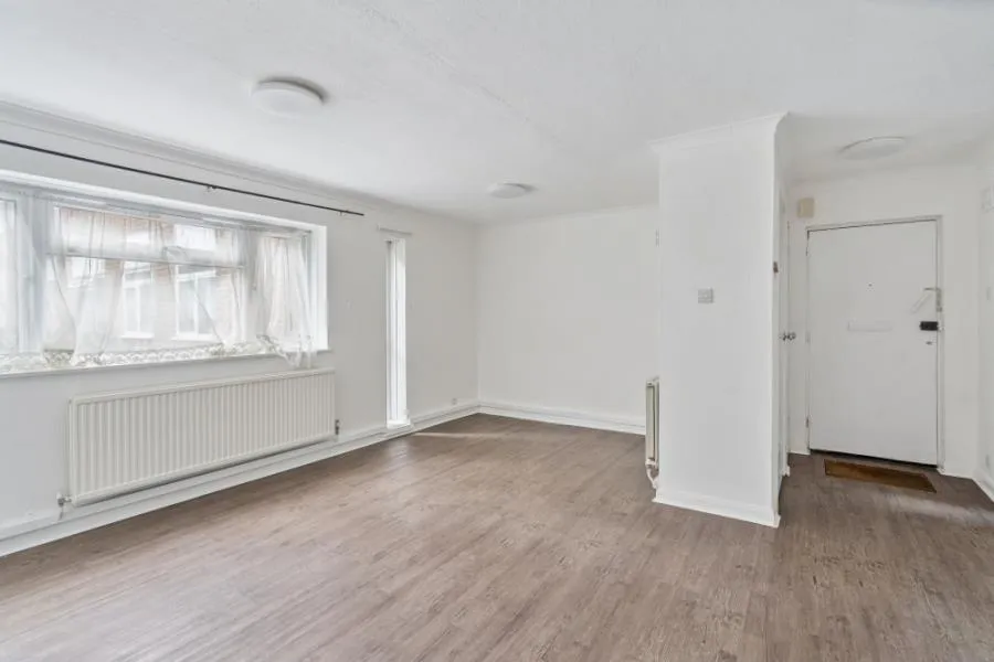 Burhill Grove, Pinner, HA5, photo 3