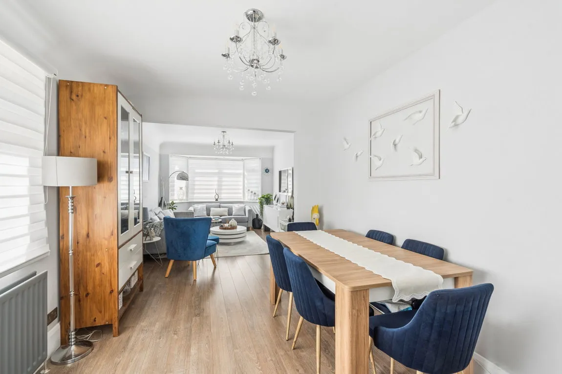 St. Georges Drive, Watford, WD19, photo 5
