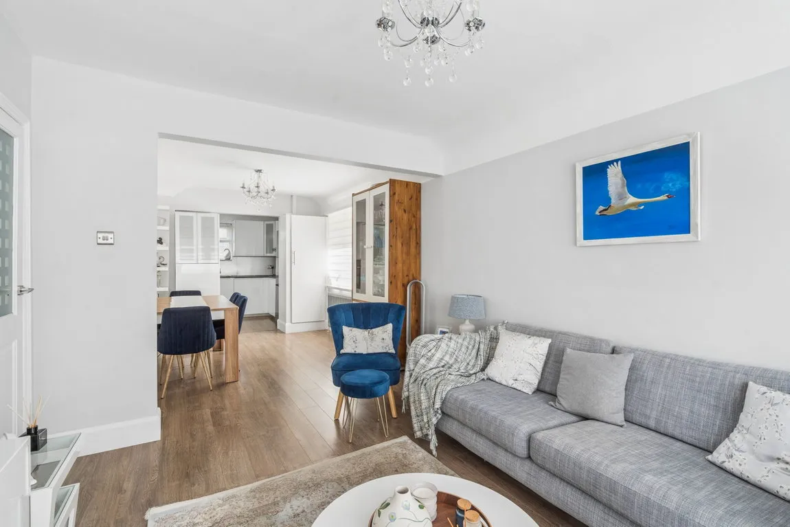 St. Georges Drive, Watford, WD19, photo 6