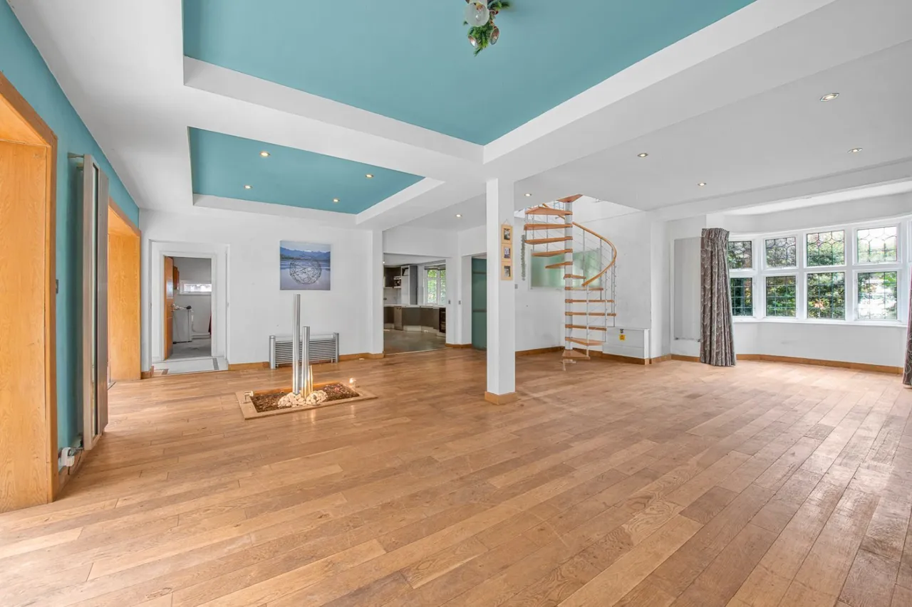 Gordon Avenue, East Sheen, SW14, photo 14
