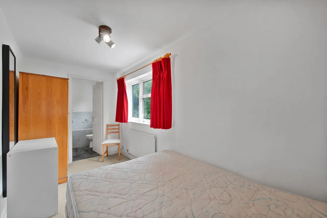 Gordon Avenue, East Sheen, SW14, photo 21