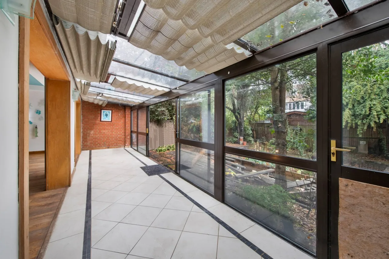 Gordon Avenue, East Sheen, SW14, photo 15