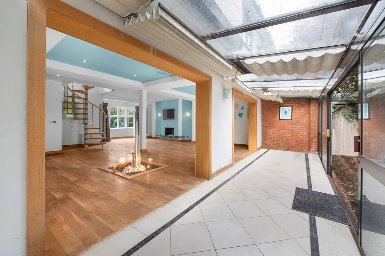 Gordon Avenue, East Sheen, SW14, photo 23