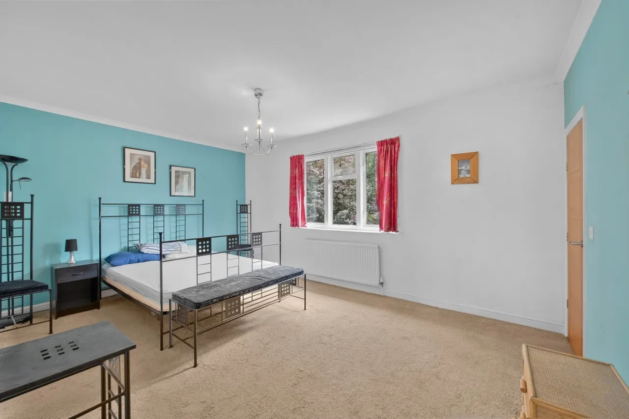 Gordon Avenue, East Sheen, SW14, photo 17