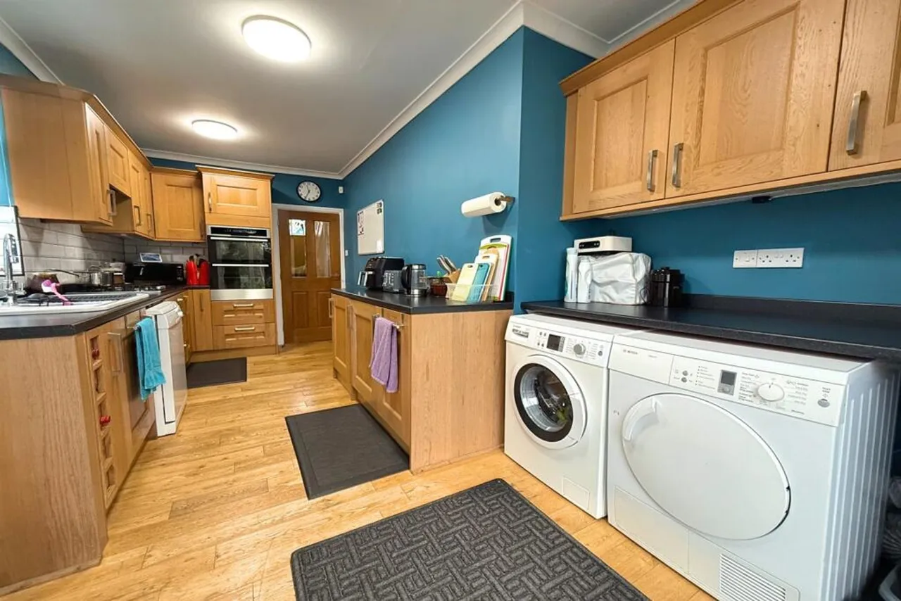 Walton Road, Sale, photo 13