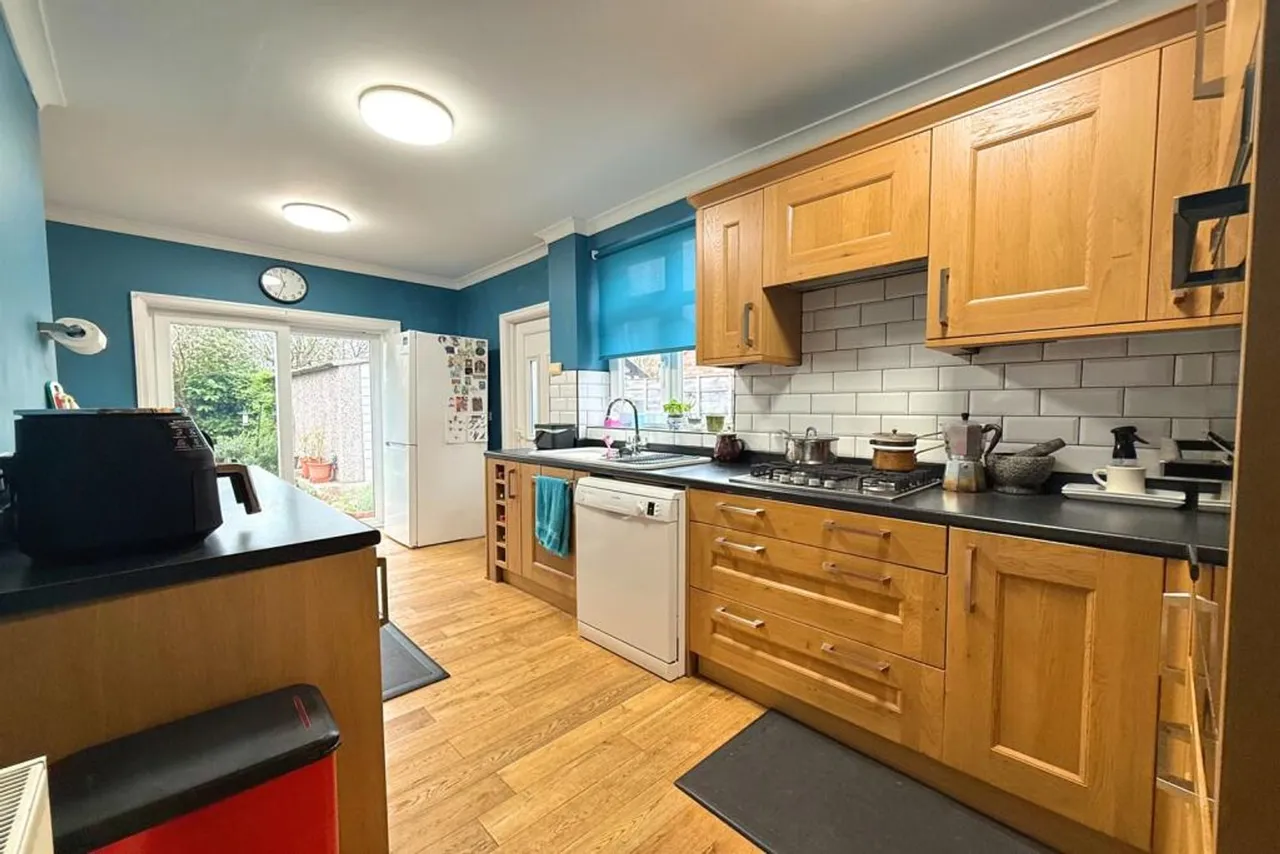 Walton Road, Sale, photo 11