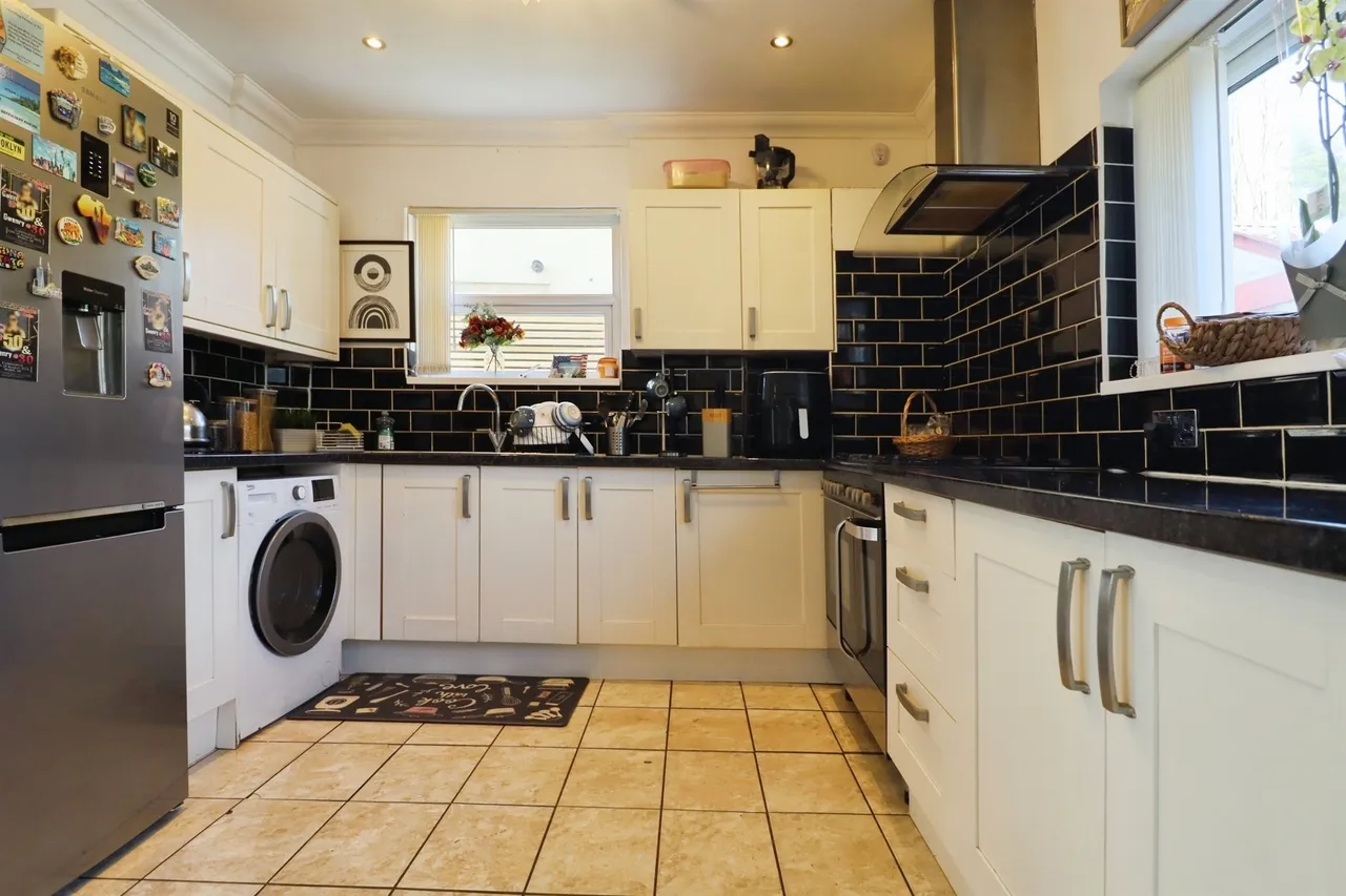 Grand Avenue, Cardiff, CF5, photo 4