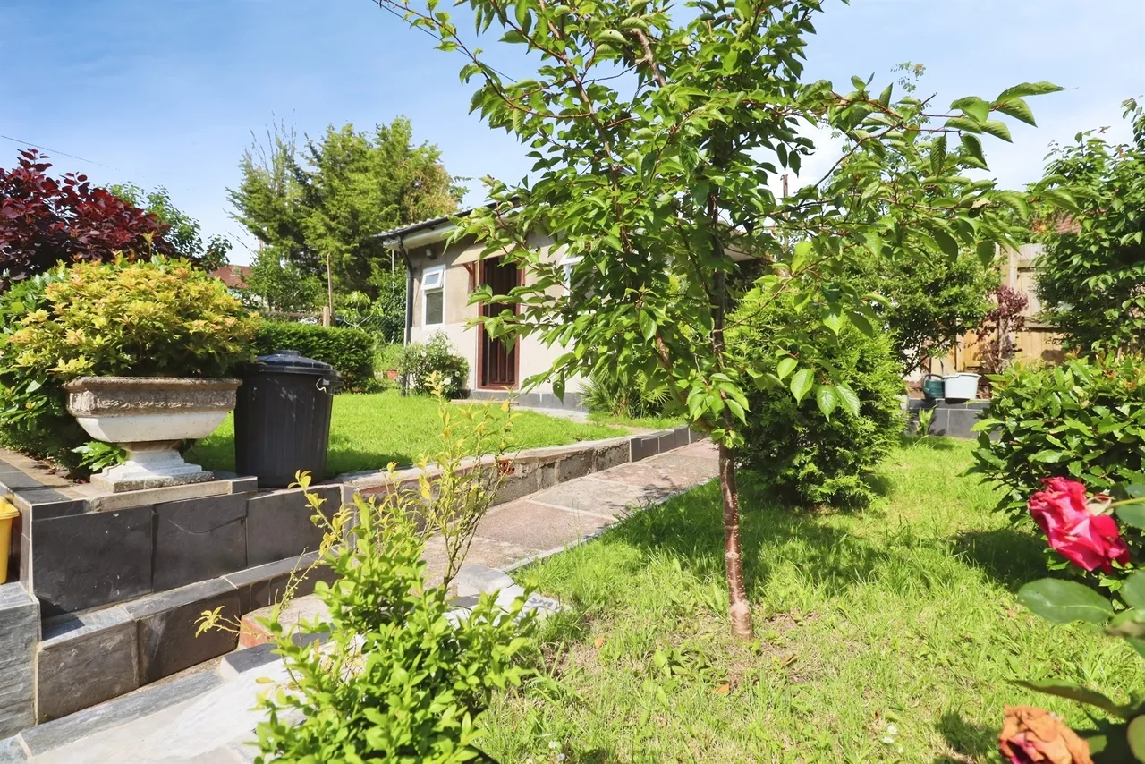 Grand Avenue, Cardiff, CF5, photo 17