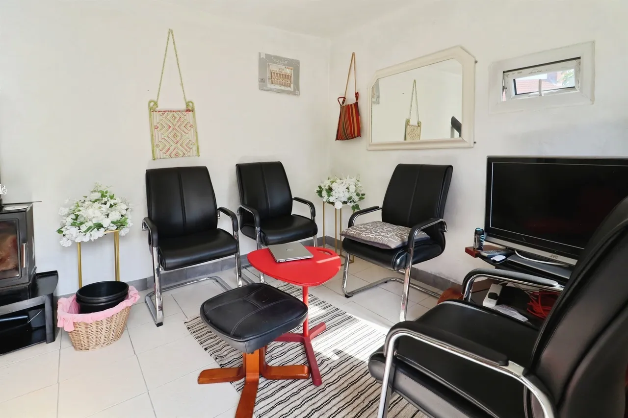 Grand Avenue, Cardiff, CF5, photo 14