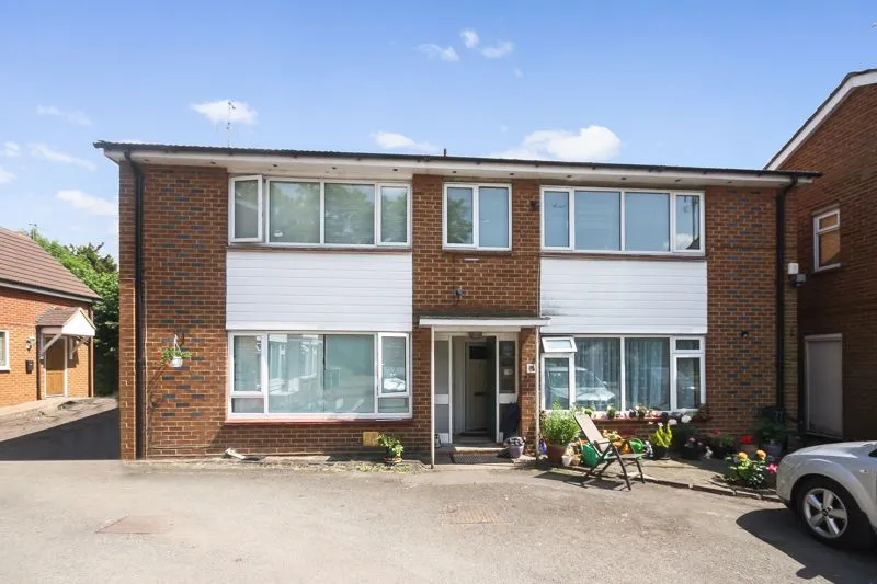 1 bed flat to rent, The Island, West Drayton, UB7