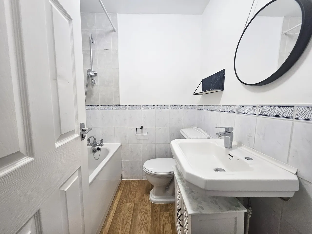 The Island, West Drayton, UB7, photo 6