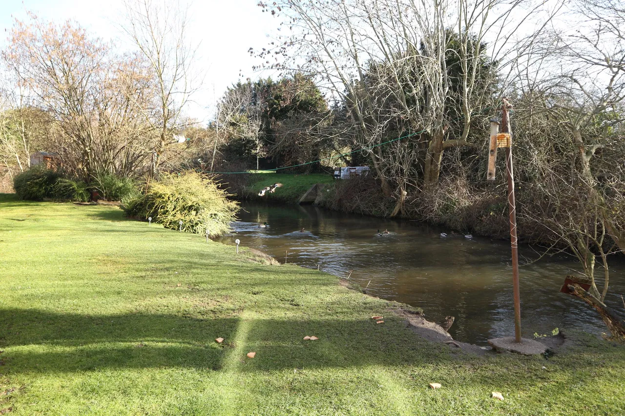 The Island, West Drayton, UB7, photo 7