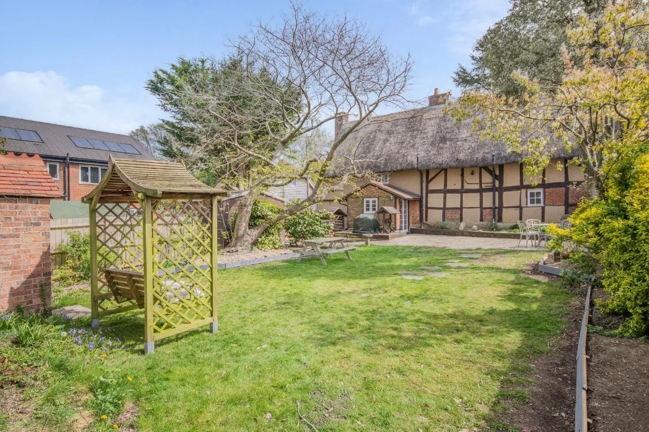 Burnetts Lane, Horton Heath, Eastleigh, Hampshire, SO50 7DJ, photo 26
