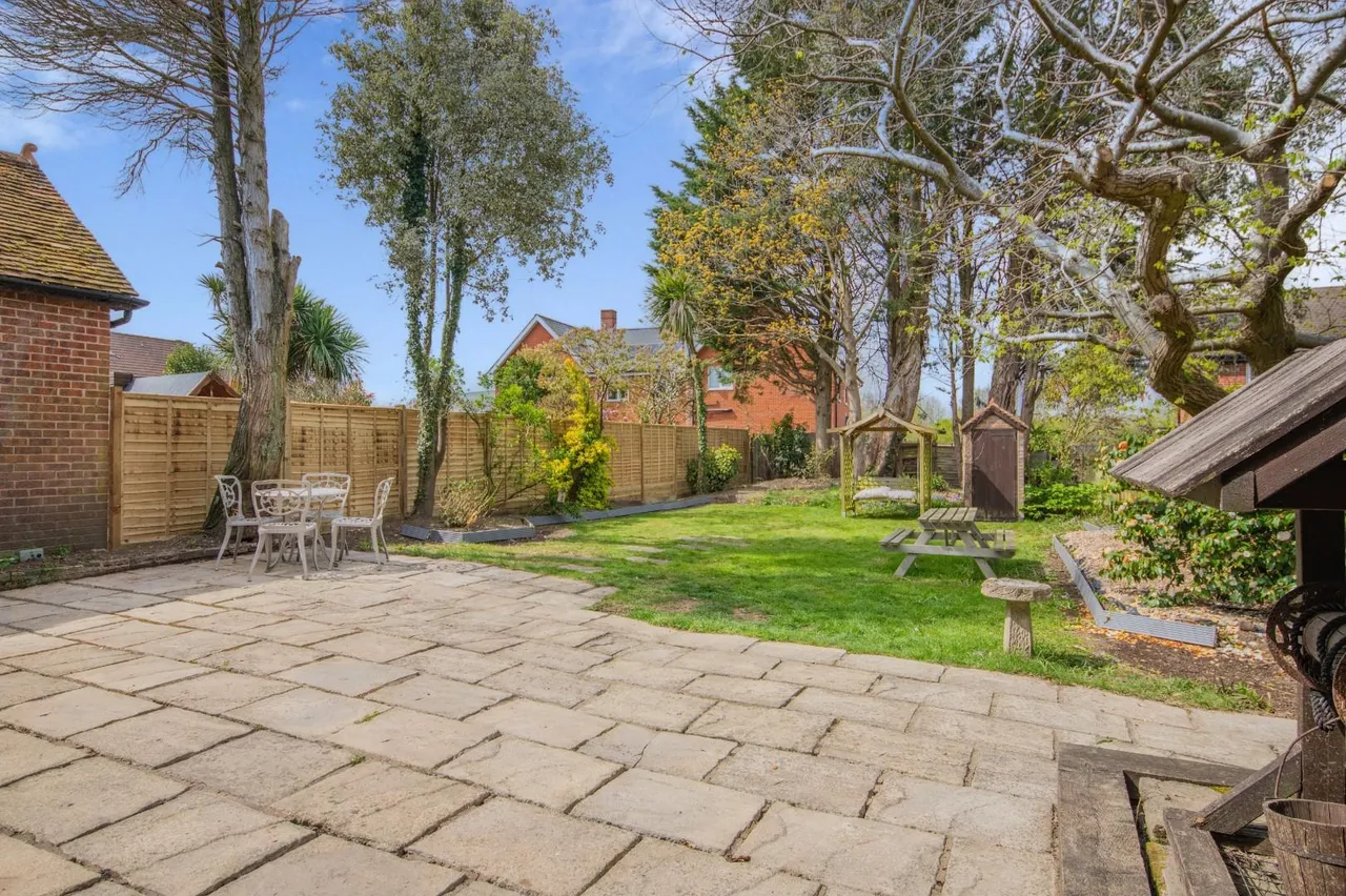Burnetts Lane, Horton Heath, Eastleigh, Hampshire, SO50 7DJ, photo 24
