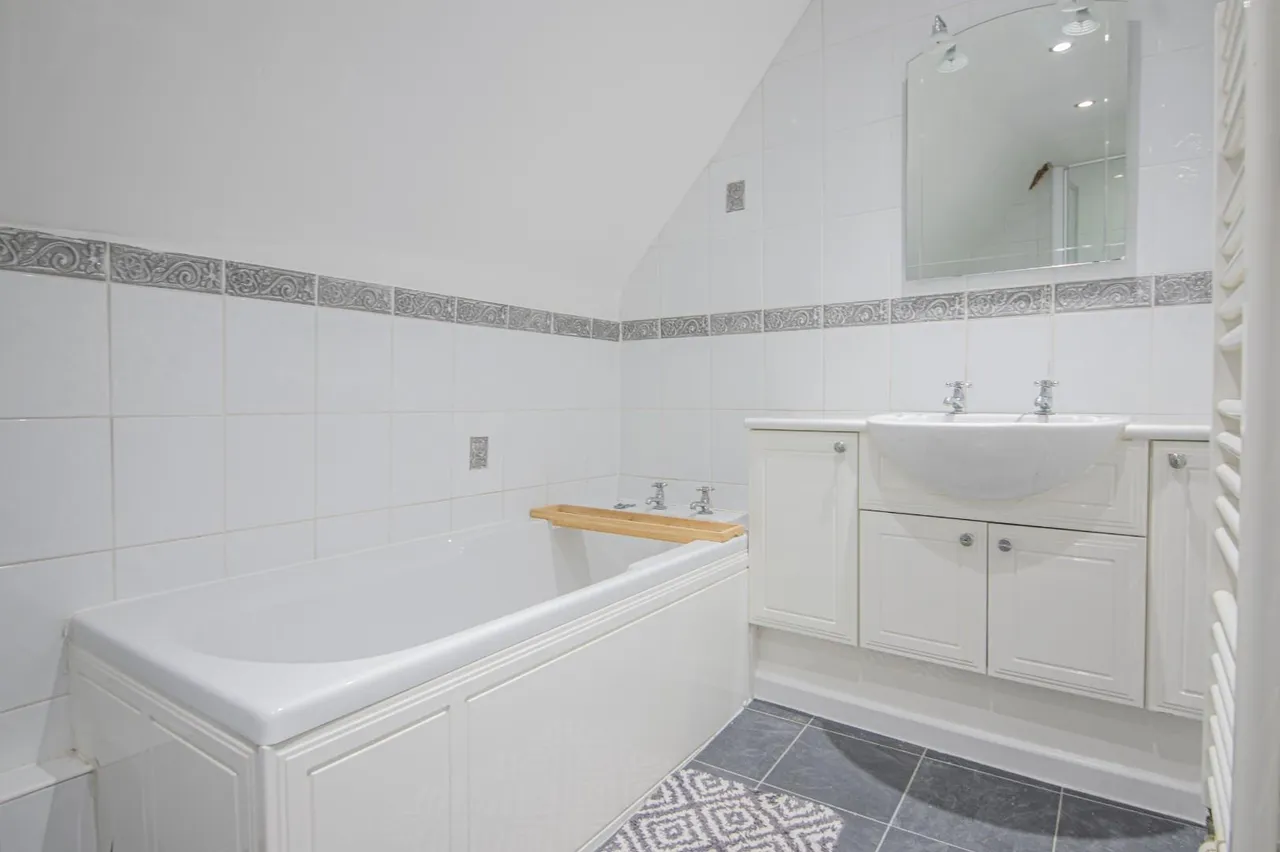 Burnetts Lane, Horton Heath, Eastleigh, Hampshire, SO50 7DJ, photo 17