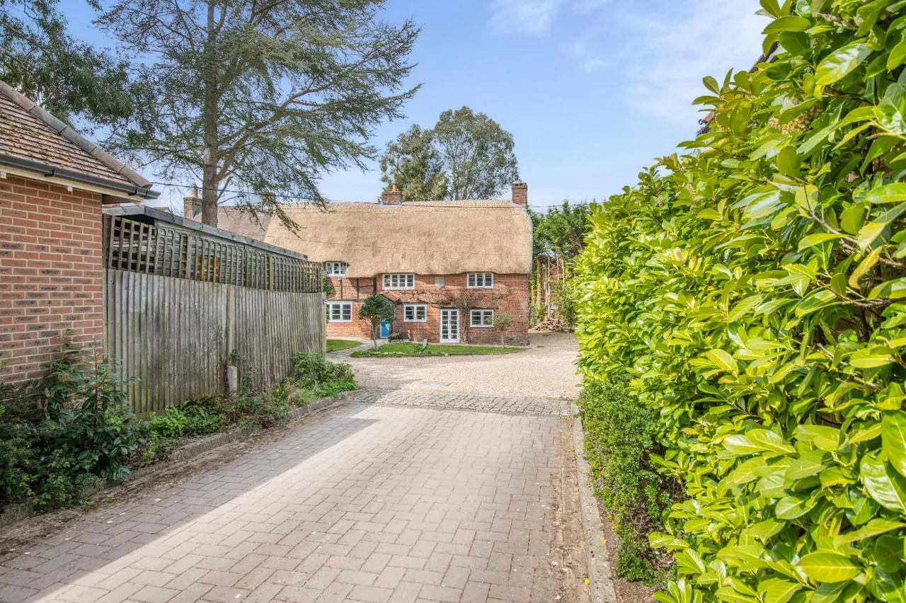 Burnetts Lane, Horton Heath, Eastleigh, Hampshire, SO50 7DJ, photo 27