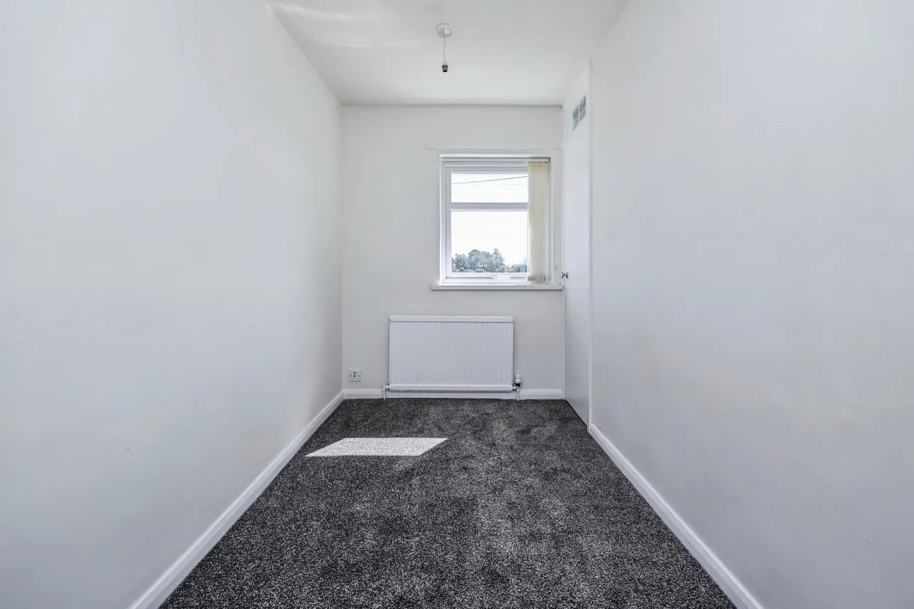 Farnborough Road, Clifton, Nottingham, NG11, photo 13
