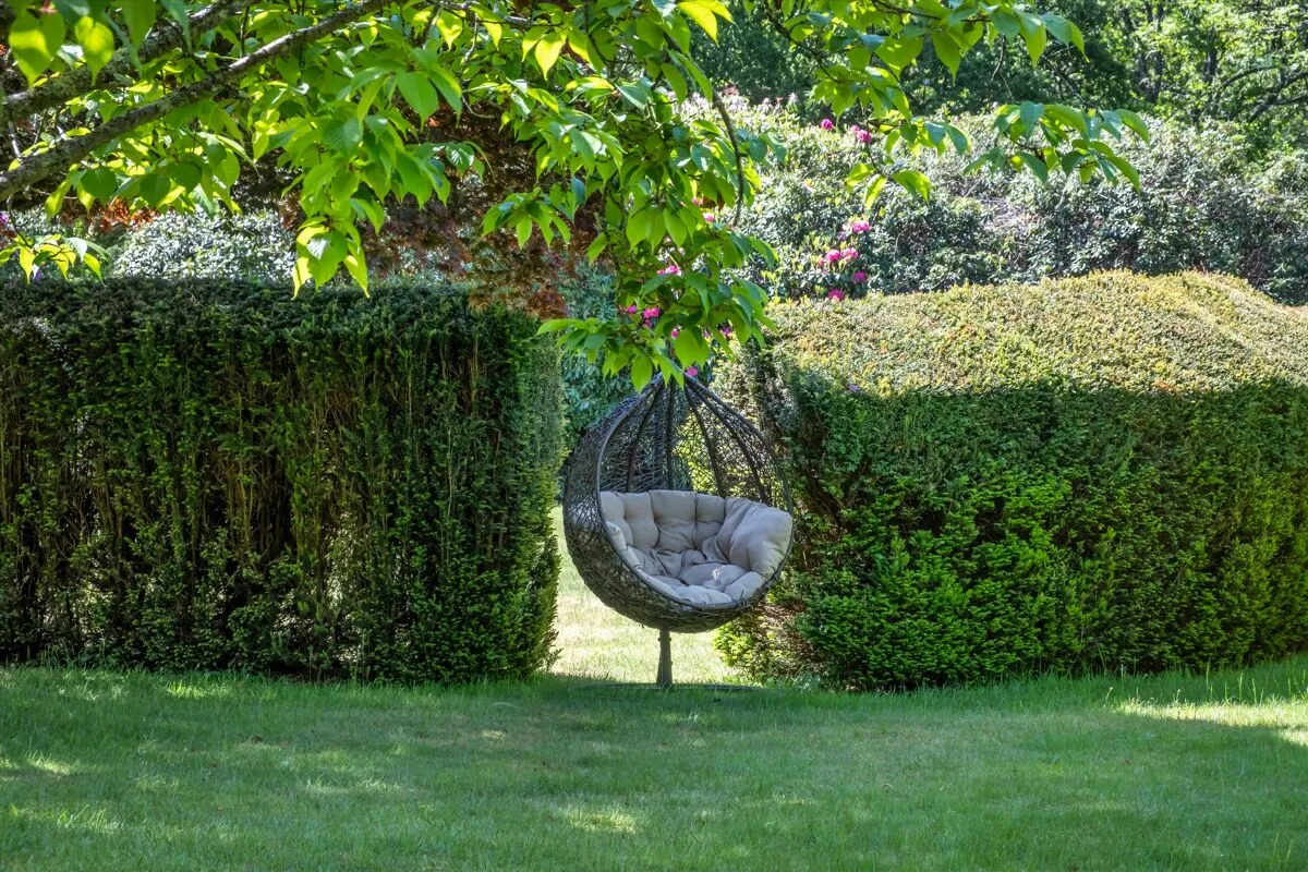 Sutton Place, Abinger Hammer, RH5, photo 24
