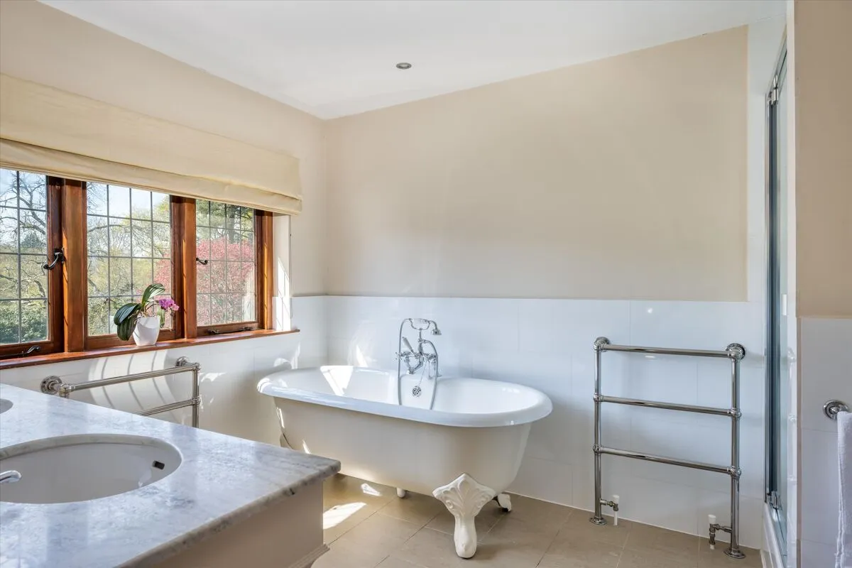 Sutton Place, Abinger Hammer, RH5, photo 13
