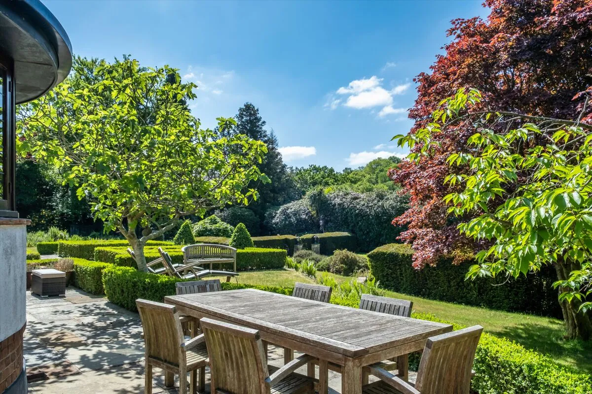 Sutton Place, Abinger Hammer, RH5, photo 21